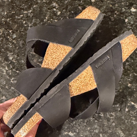 Birkenstock size 42 narrow black - Picture 5 of 5